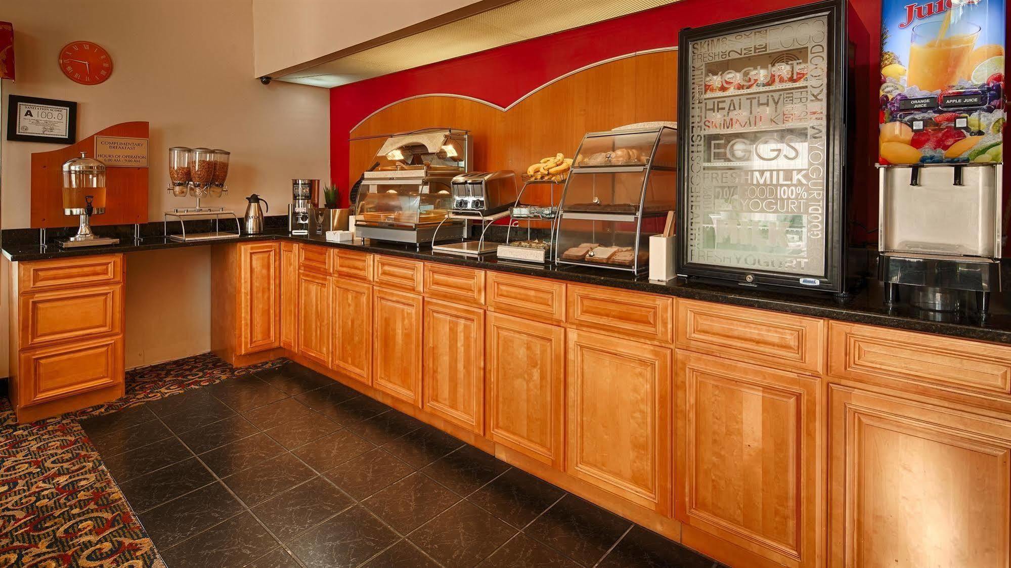 Best Western Butner Creedmoor Inn Extérieur photo