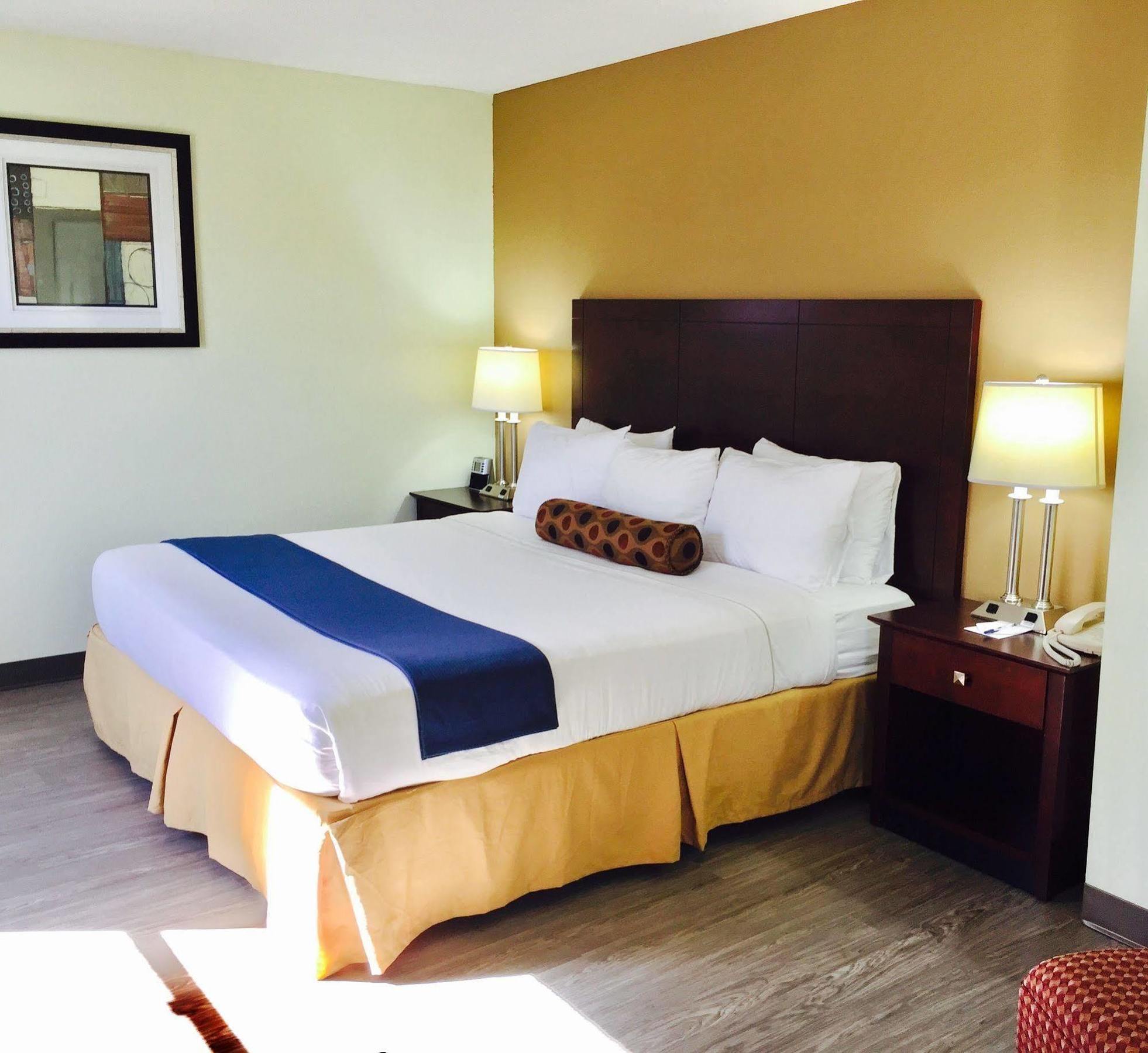Best Western Butner Creedmoor Inn Extérieur photo